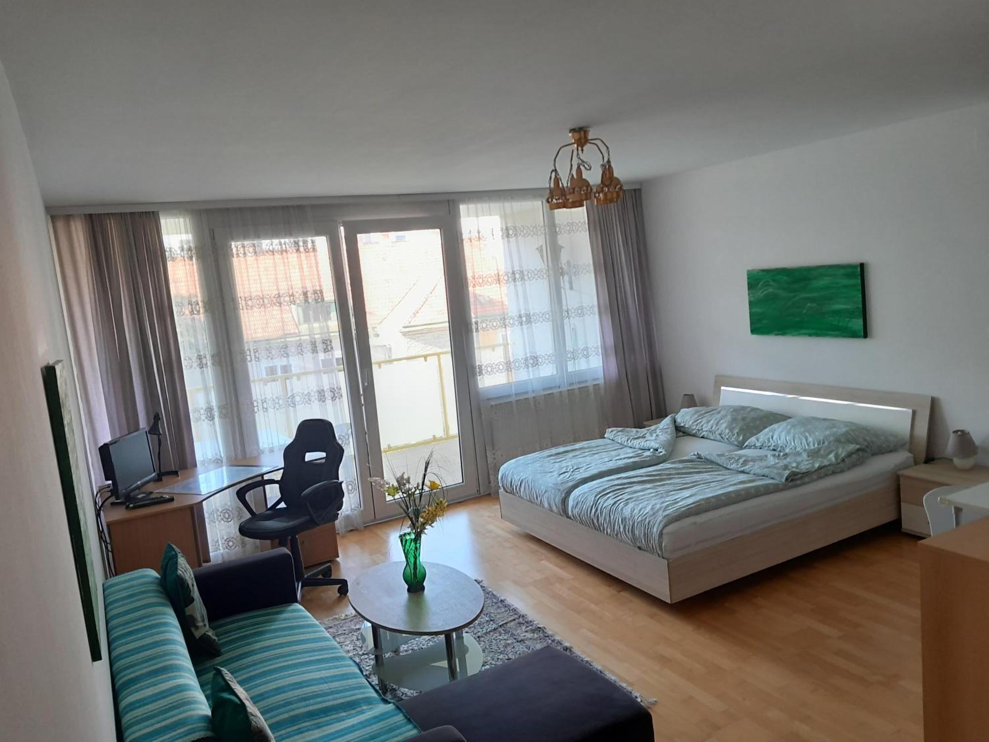 Serviced Apartment With Sunny Balcony Vienna Exterior photo
